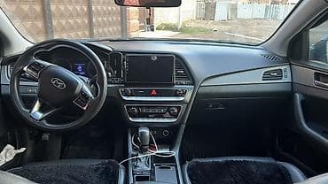 sprinter 315: Hyundai Sonata: 2017 г., 2 л, Автомат, Газ, Седан — 6