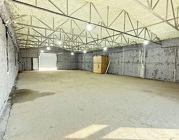 аренда помещения гараж: Сдаю ангар 250 кв.м . на долгий срок. цена договорная. высота потолка — 10
