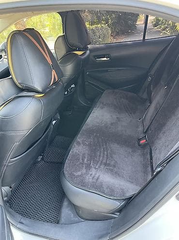 Продажа авто: Toyota Corolla: 2019 г., 1.8 л, Вариатор, Гибрид, Седан — 8