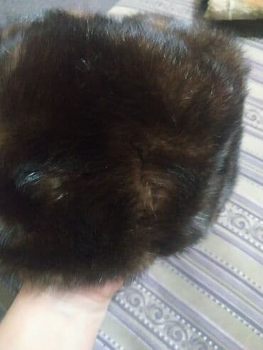 second hend: Шапка- обманка, натуральный мех. Цена 500 сом — 2