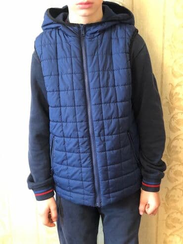 Безрукавка 10-12 лет 800 сом