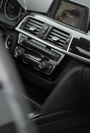 bew e34: BMW 3 series: 2017 г., Седан — 10
