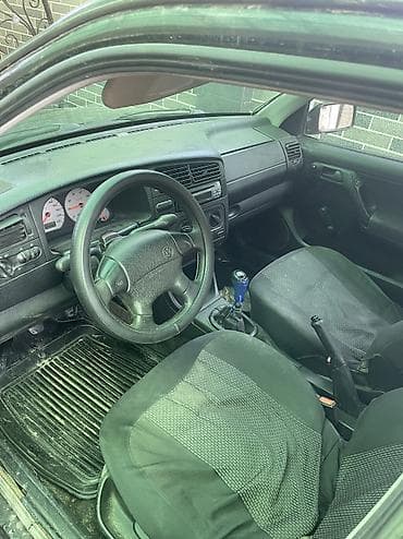 щит приборов гольф: Volkswagen Golf: 1997 г., Механика, Универсал — 6