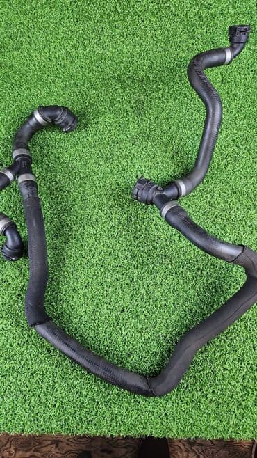 блок предохранителей: Патрубок Е70 N52 3.0i Год 2009. 1712 7 753 109 В отличном — 3