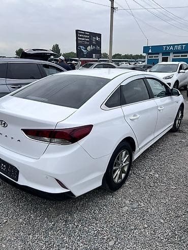Hyundai Sonata: 2022 г., 2 л, Автомат, Газ, Седан — 7