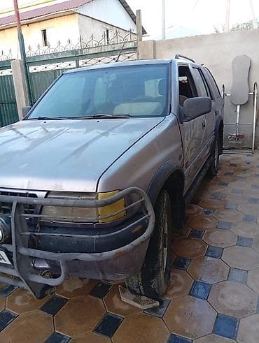 исузу родео: Isuzu Rodeo: 1992 г., 2.4 л, Ручные, Бензин, Внедорожник — 2