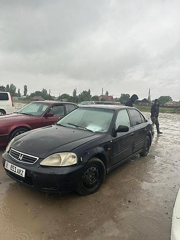 Honda Civic: 1998 г., 1.5 л, Автомат, Бензин, Седан