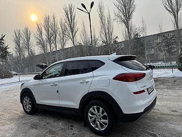старих: Hyundai Tucson: 2020 г., 2 л, Автомат, Дизель, Кроссовер — 5
