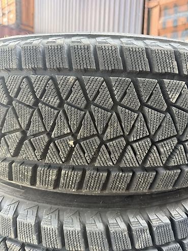 65: Шины 235 / 65 / R 18, Зима, Б/у, Комплект, Легковые, Япония, Bridgestone — 2