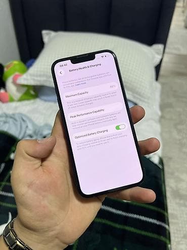 iphone pro: IPhone 13, 128 ГБ, цвет Midnight (тёмно‑синий/чёрный). Характеристики — 3
