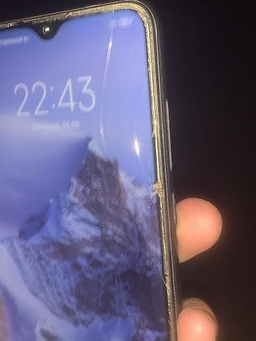 5 5600: Redmi, Redmi 8A, Б/у, 32 ГБ, цвет - Черный, 2 SIM — 4