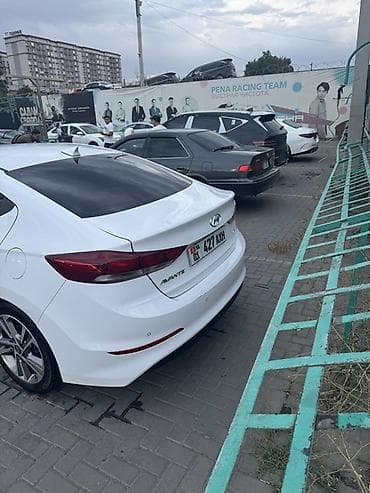 Hyundai Avante: 2017 г., 1.6 л, Автомат, Бензин, Седан — 10