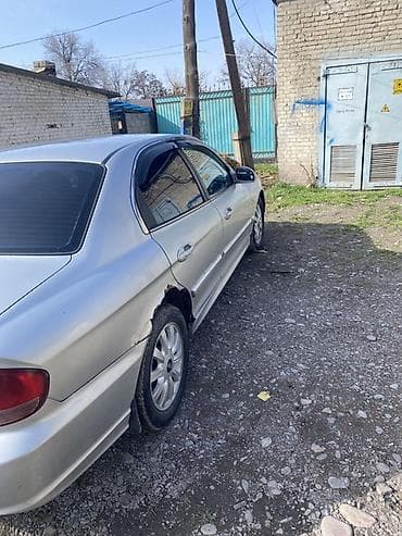 j 5: Hyundai Sonata: 2004 г., Седан — 2