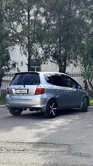 полики хонда фит: Honda Fit: 2005 г., 1.5 л, Вариатор, Бензин, Хэтчбэк — 4