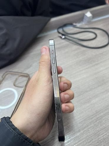 ipad 5 mini: IPhone 12 Pro, Б/у, 128 ГБ, Графит, Кабель — 6