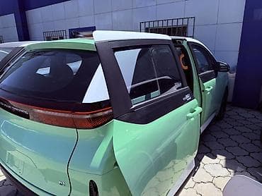 бад электро: BYD D1: 2021 г., Электромобиль, Хэтчбэк — 7