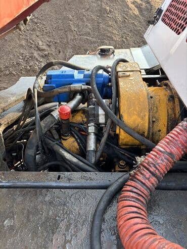 вешелка бу: Бетономешалка, 2023 г., до 7 м3 — 6