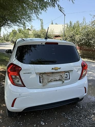 ayon y: Chevrolet Spark: 2016 г., 1 л, Автомат, Бензин, Хэтчбэк — 1
