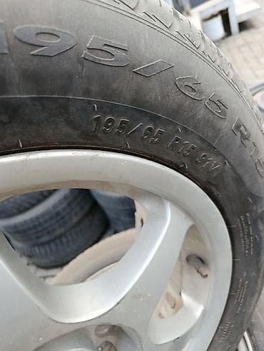 шины и диски на 15: Колеса в сборе 195 / 65 / R 15, Лето, Б/у, Комплект, Легковые, Литые, отверстий - 5 — 2