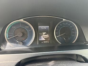 rf 2: Toyota Camry: 2017 г., 2.5 л, Вариатор, Гибрид, Седан — 9