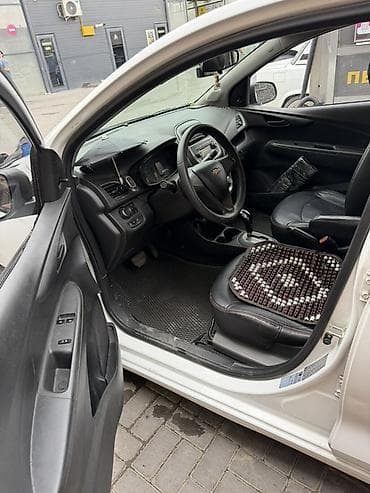 byd plus: Chevrolet Spark: 2018 г., Хэтчбэк — 3