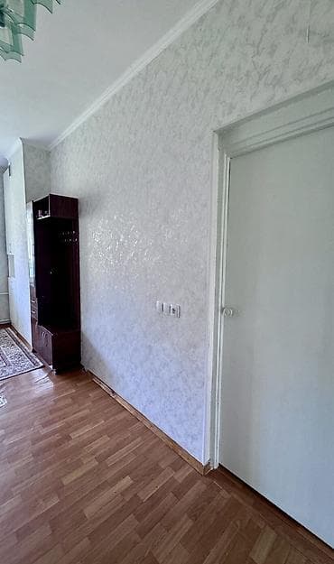 1 комната, 36 м², 106 серия, 7 этаж, Старый ремонт — 7