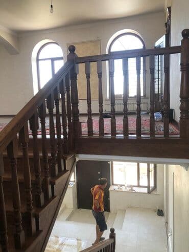 Пошив и ремонт одежды: Изготовление лестниц из дерева ценных пород установка дверей — 7