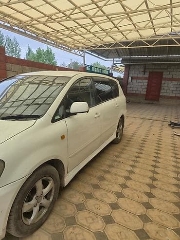 Продажа авто: Toyota Ipsum: 2001 г., 2.4 л, Автомат, Бензин, Минивэн — 2