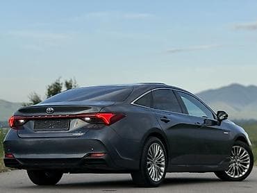 crown 2018: Toyota Avalon: 2018 г., 2.5 л, Вариатор, Гибрид, Седан — 7