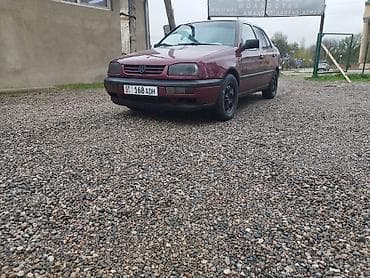 машина аварийная: Volkswagen Vento: 1993 г., 1.8 л, Ручные, Бензин, Седан — 8