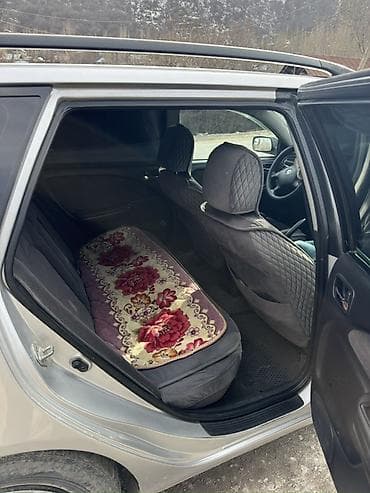 audi q7 авто: Toyota Avensis: 2001 г., 1.8 л, Ручные, Бензин, Универсал — 4