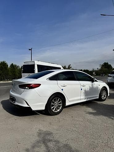 жугули 06: Hyundai Sonata: 2019 г., 2 л, Автомат, Газ, Седан — 3