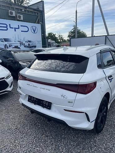 BYD: BYD E2: 2020 г., Электромобиль, Кроссовер — 3