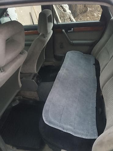 мер 211: Audi 100: 1993 г., 2.3 л, Механика, Седан — 6