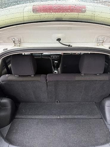 Продажа авто: Toyota Ist: 2002 г., 1.5 л, Автомат, Бензин, Хэтчбэк — 8