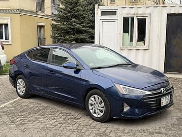 Транспорт: Hyundai Elantra: 2019 г., 2 л, Автомат, Бензин, Седан — 2