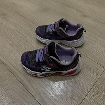 Детская обувь: Детские кроссовки Skechers - Размер: EUR 23 (US 7, UK 6, длина — 3