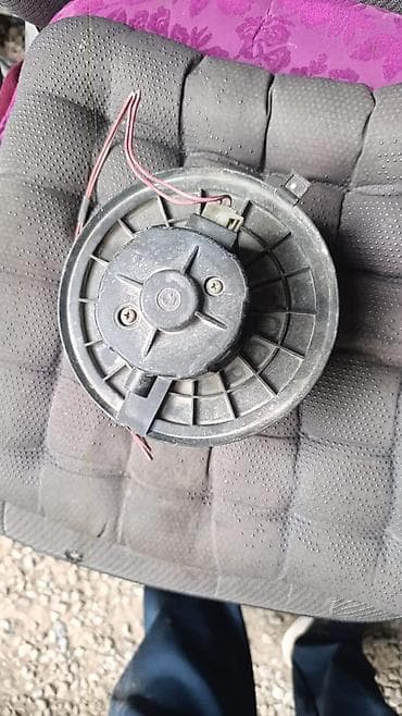 kia optima 2017: Вентилятор Audi — 1