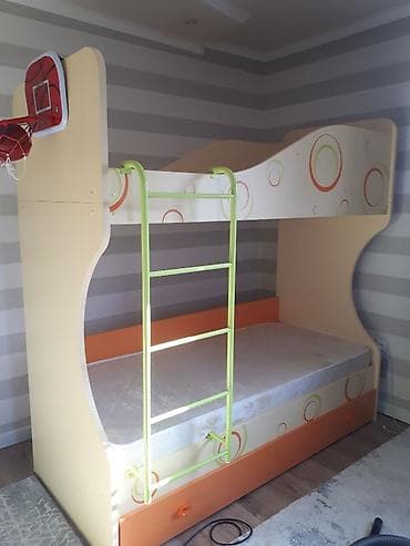 Детская гарнитура, Б/у, Для мальчика, ДСП, Самовывоз at lalafo.kg Детская гарнитура, Б/у, Для мальчика, ДСП, Самовывоз