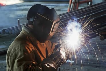 вождение фуры для начинающих: Сварка | Ворота Монтаж — 1