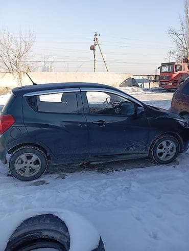 matiz spark: Chevrolet Spark: 2019 г., 0.1 л, Вариатор, Бензин, Хэтчбэк — 6