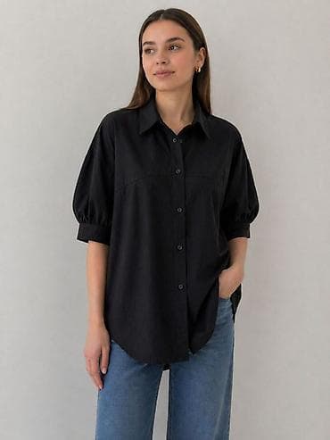 Свободная женская рубашка-оверсайз с укороченным рукавом — 1
