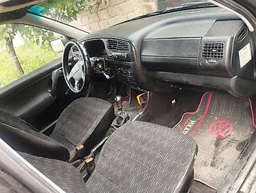 выбор номера о: Volkswagen Golf: 1995 г., Механика, Хэтчбэк — 4
