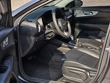 Kia K3: 2021 г., 1.6 л, Автомат, Бензин, Седан