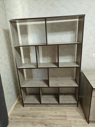 шкафы кухонные бу: Стол+стеллаж. Идеальное состояние. Пользовались меньше года. Стол — 4