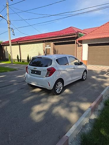 купить шевроле в бишкеке: Chevrolet Spark: 2021 г., 1 л, Вариатор, Бензин, Хэтчбэк — 8