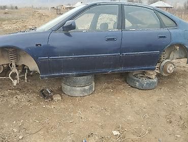 решетка на дверь: Honda Accord, на разбор цвет, левый рул руль. Кузов 4‑дверный — 2