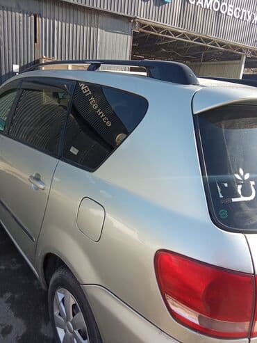 инструменты для мебели: Toyota Ipsum: 2004 г., 2.4 л, Автомат, Бензин, Минивэн — 11