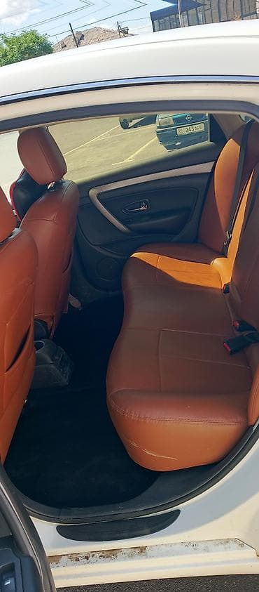 mercedes r17: Dongfeng : 2018 г., Автомат, Электромобиль, Седан — 6