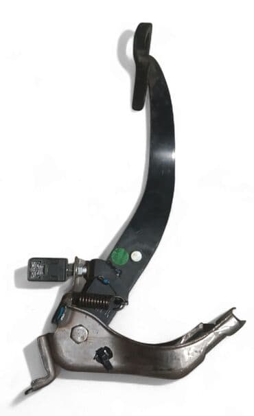 педаль газа спринтер: Педаль акселератора, обычно используемая в автомобилях. Изготовлена из — 2